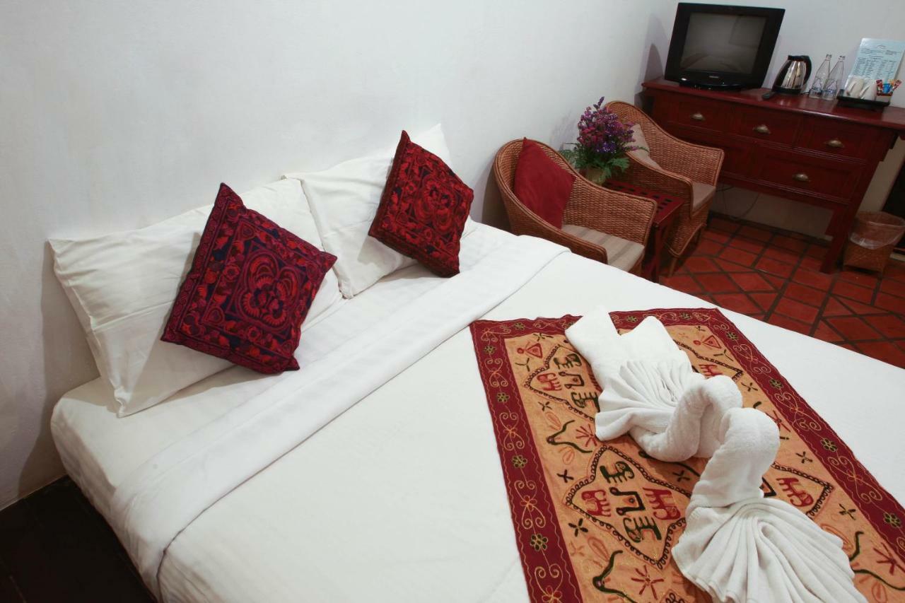 The Travellers Arms Hotel Chiang Mai Buitenkant foto
