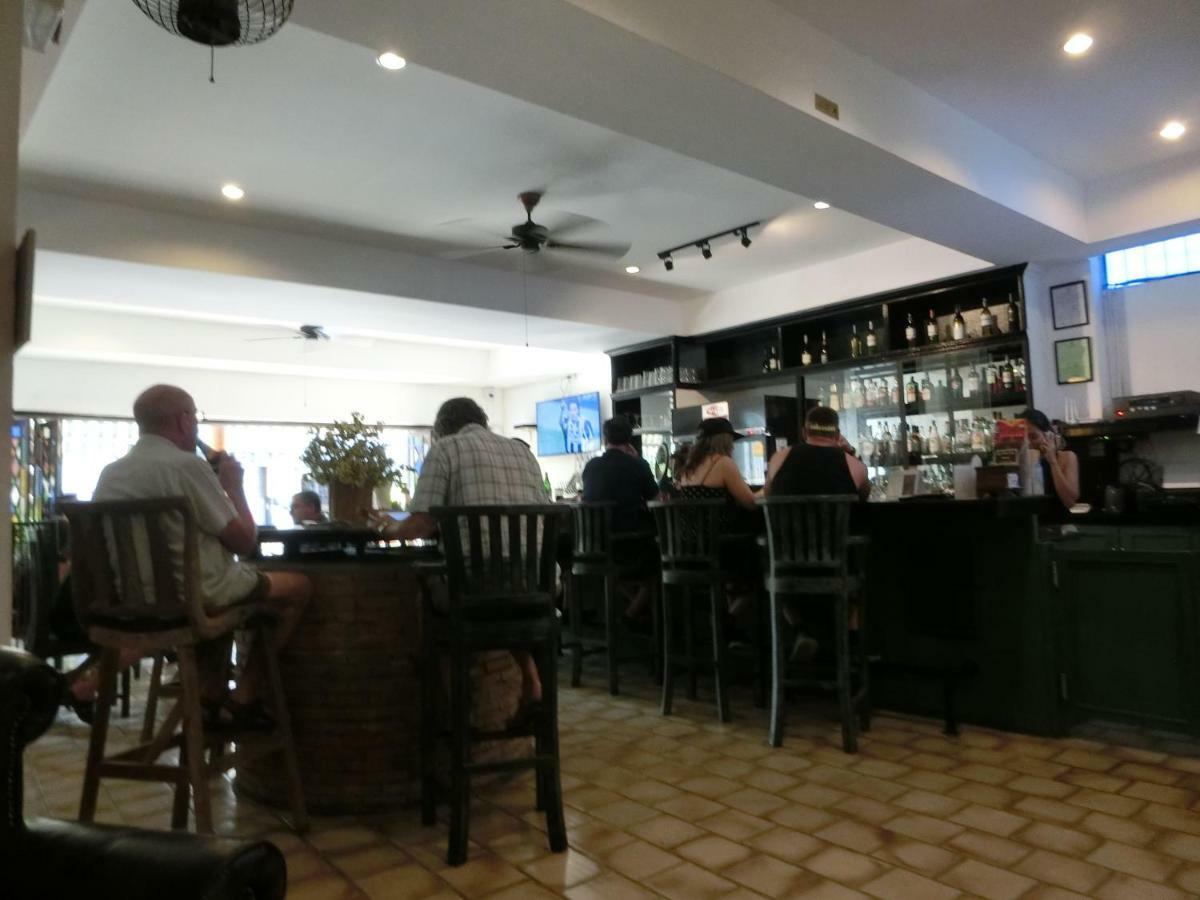 The Travellers Arms Hotel Chiang Mai Buitenkant foto