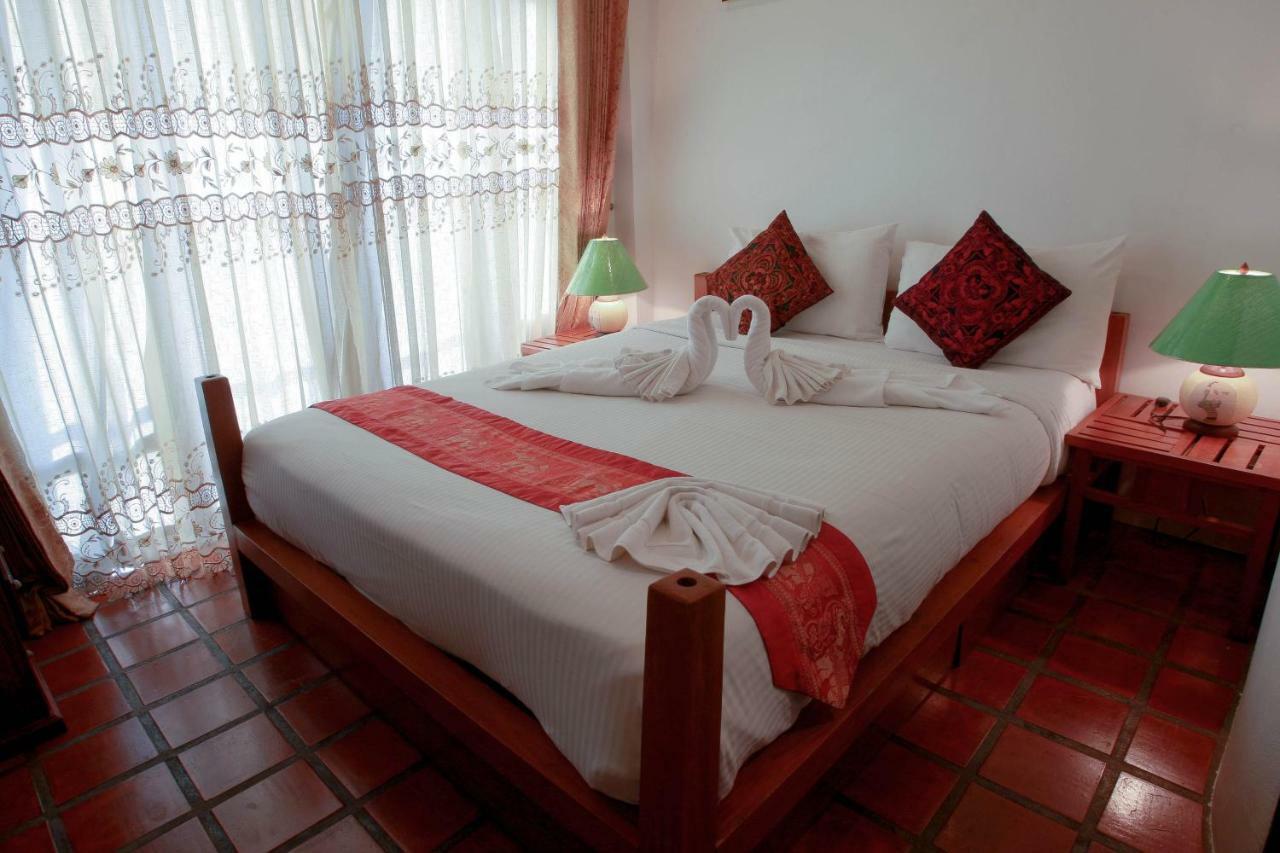 The Travellers Arms Hotel Chiang Mai Buitenkant foto